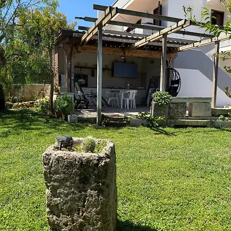 Διαμέρισμα Ena Torre dell'Orso